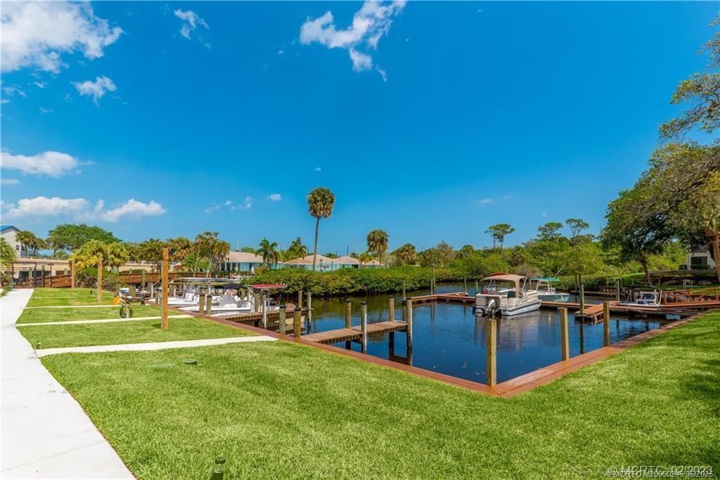 1481 NE 14th Court, Unit U-3, Jensen Beach, FL 34957 Photo