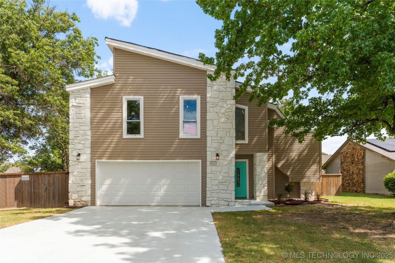 8507 E 78th Street, Tulsa, OK 74133 Main Photo