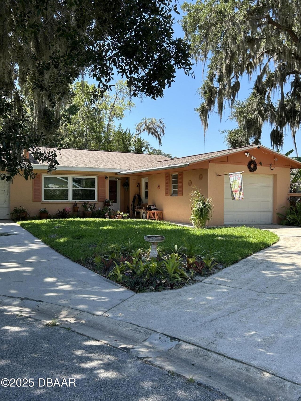 919 Royal Oak Court, Holly Hill, FL 32117 Main Photo