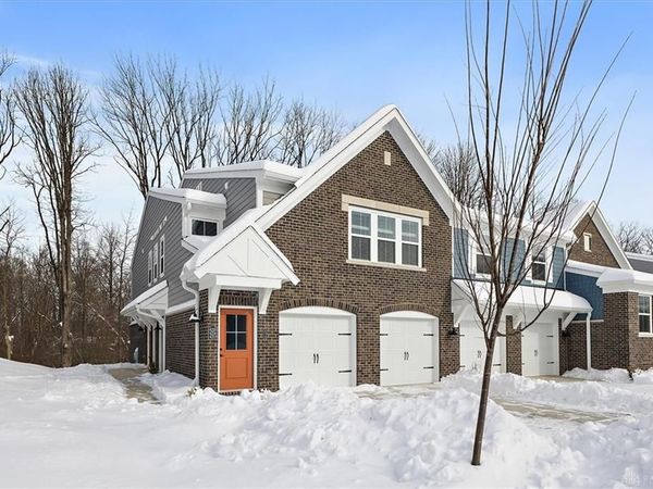 4222 N Golden Clove Bend, Unit 56-201, Sugarcreek Township, OH 45459