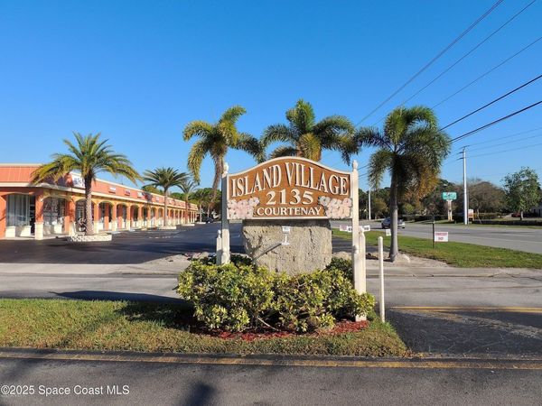 2135 N Courtenay Parkway, Unit D 132, Merritt Island, FL 32953