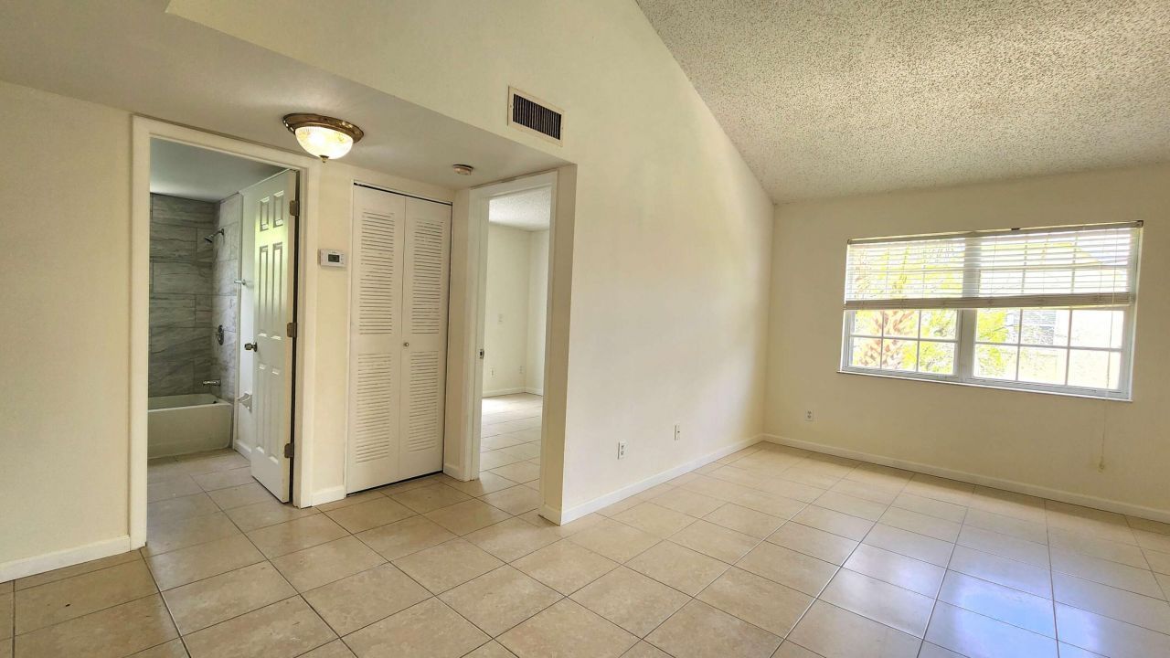 1610 SE Green Acres Circle, Unit Q-202, Port Saint Lucie, FL 34952 Photo