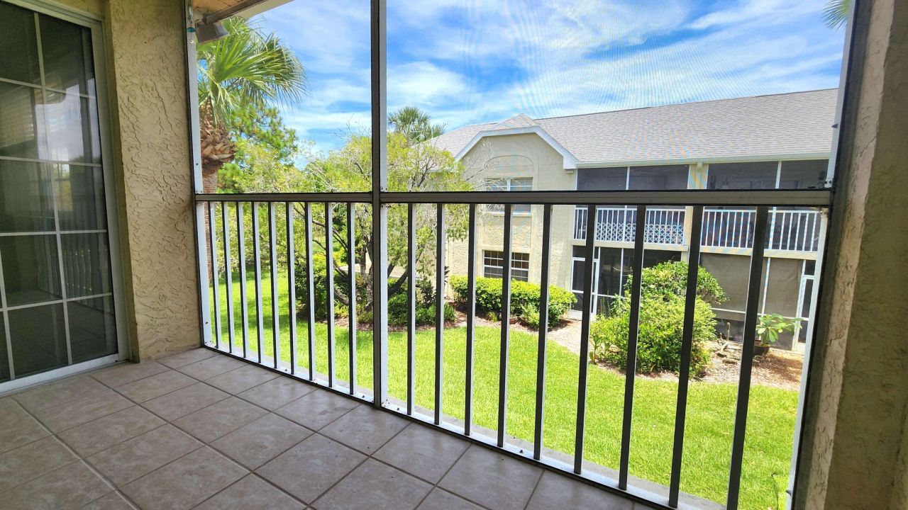 1610 SE Green Acres Circle, Unit Q-202, Port Saint Lucie, FL 34952 Photo