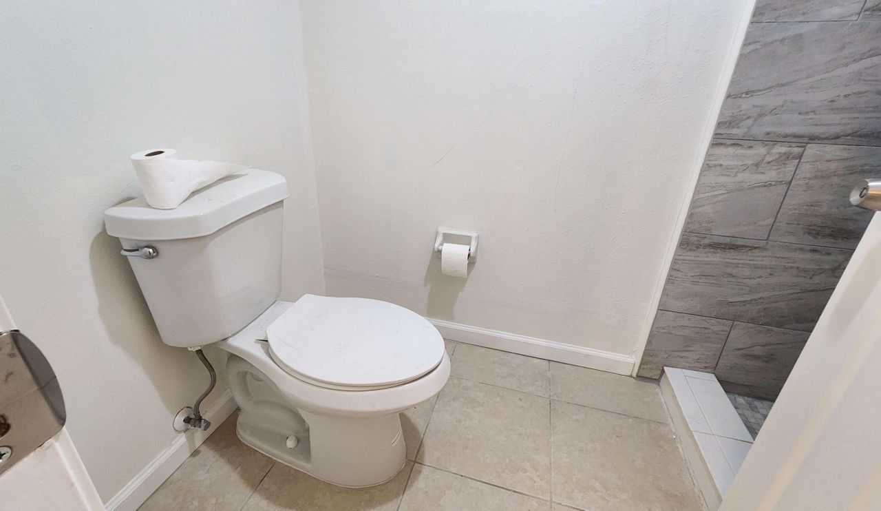 1610 SE Green Acres Circle, Unit Q-202, Port Saint Lucie, FL 34952 Photo