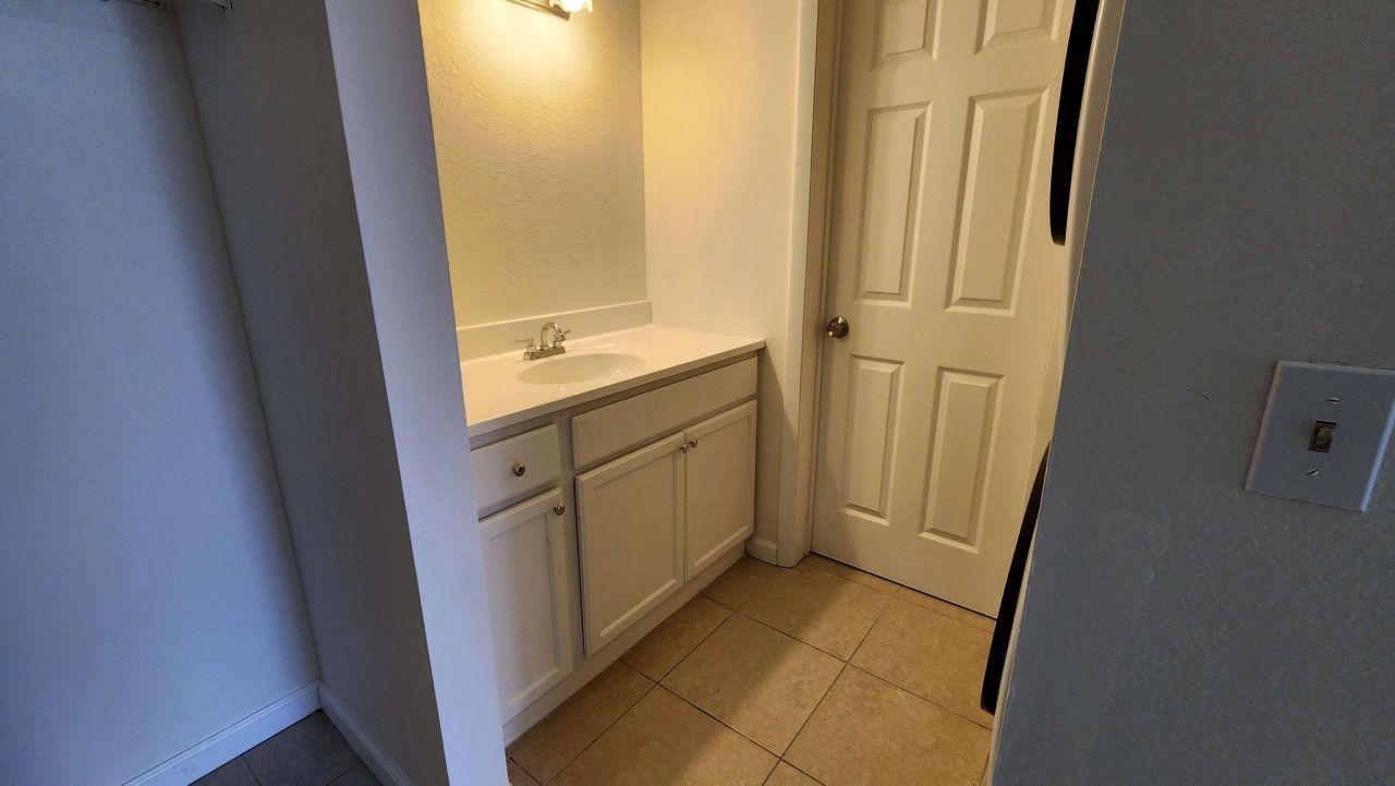 1610 SE Green Acres Circle, Unit Q-202, Port Saint Lucie, FL 34952 Photo