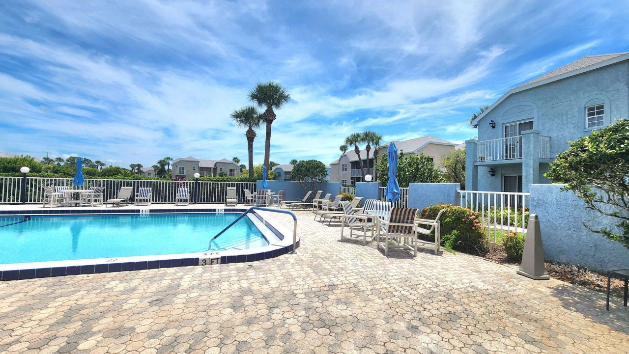 1610 SE Green Acres Circle, Unit Q-202, Port Saint Lucie, FL 34952 Photo