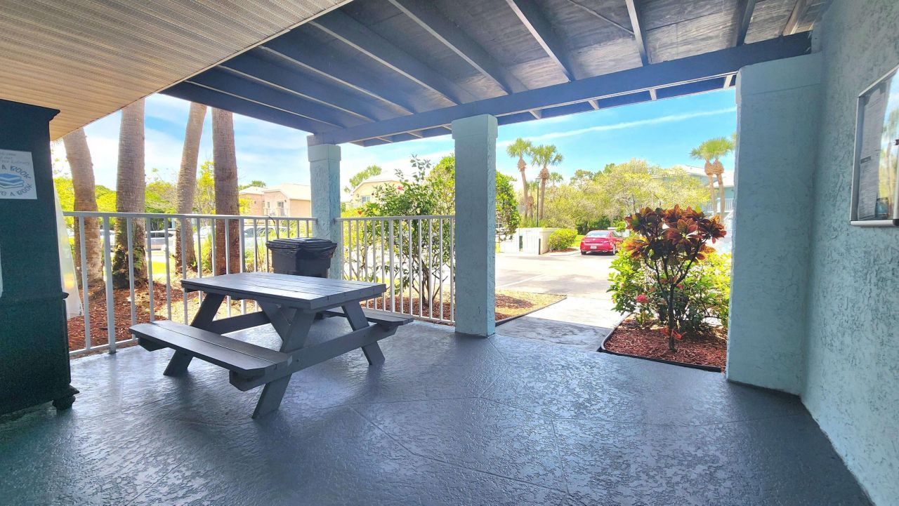 1610 SE Green Acres Circle, Unit Q-202, Port Saint Lucie, FL 34952 Photo