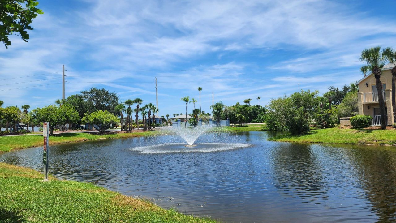 1610 SE Green Acres Circle, Unit Q-202, Port Saint Lucie, FL 34952 Photo