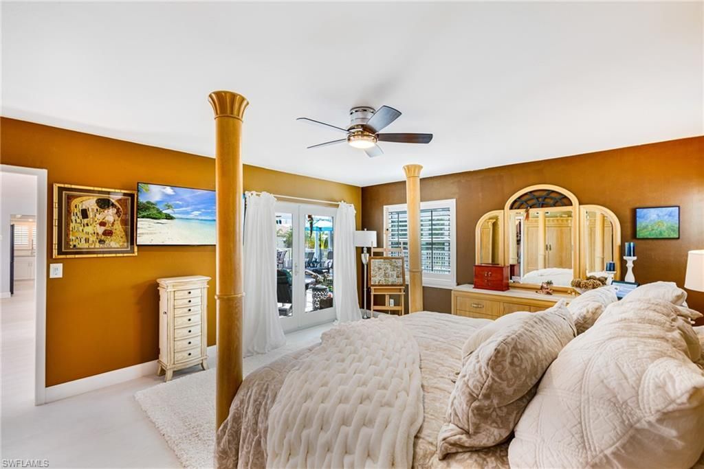 2372 Cherimoya Ln, Saint James City, FL 33956 Photo