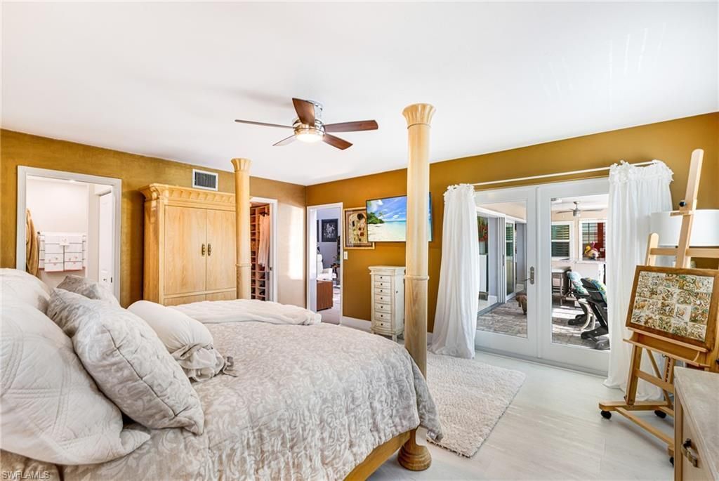 2372 Cherimoya Ln, Saint James City, FL 33956 Photo