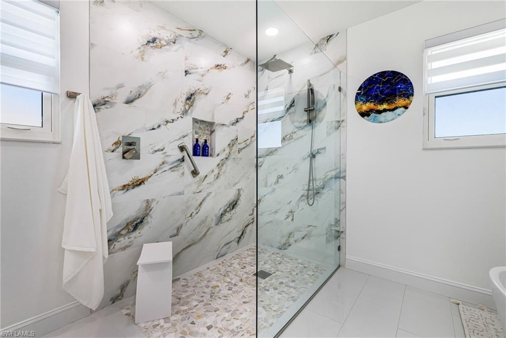 2372 Cherimoya Ln, Saint James City, FL 33956 Photo