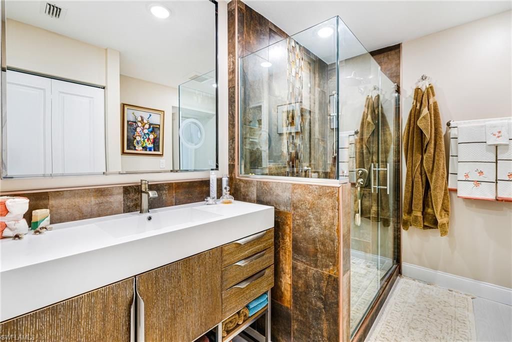 2372 Cherimoya Ln, Saint James City, FL 33956 Photo