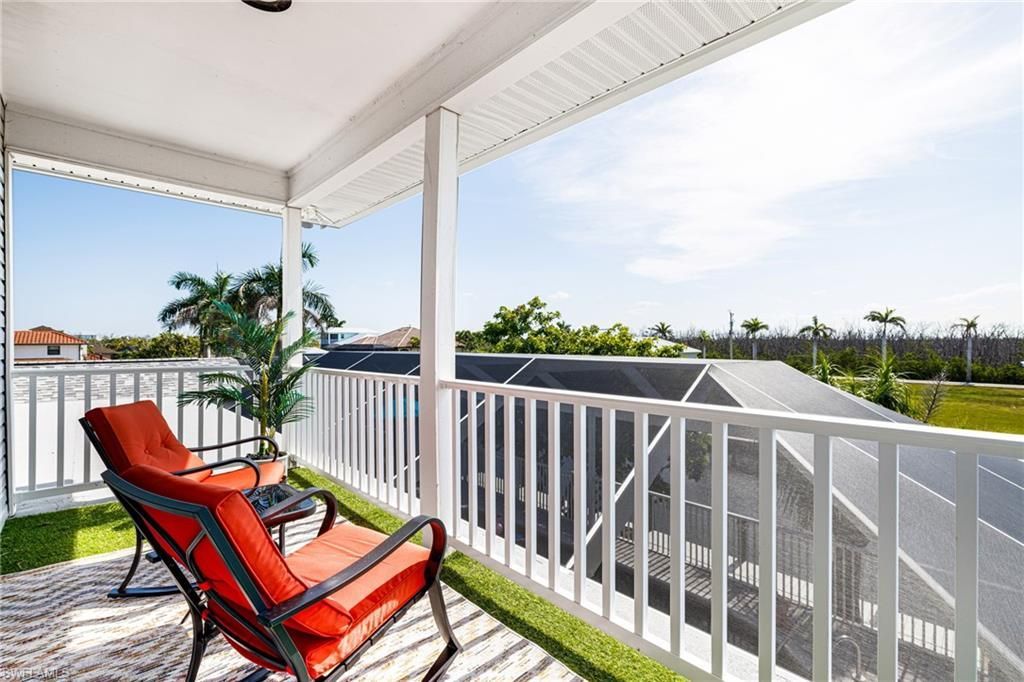 2372 Cherimoya Ln, Saint James City, FL 33956 Photo