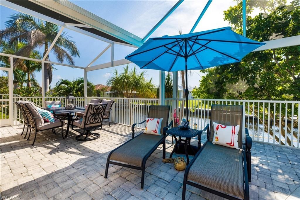 2372 Cherimoya Ln, Saint James City, FL 33956 Photo