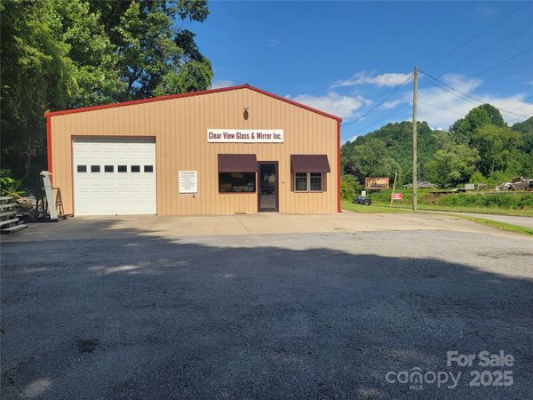 2634 Dellwood Road, Waynesville, NC 28786