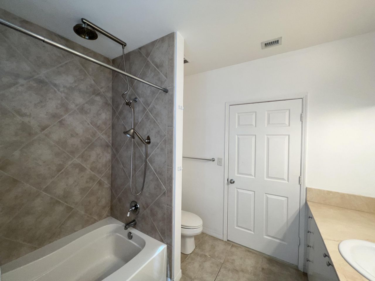 802 W Windward 415 Way, Unit Ph-15, Lantana, FL 33462 Photo
