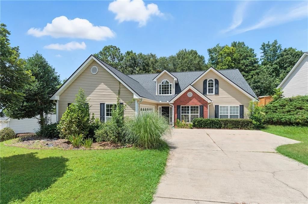 7012 Litany Court, Flowery Branch, GA 30542 Main Photo