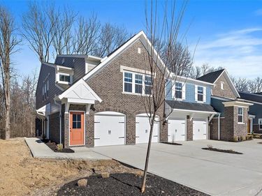 4218 N Golden Clove Bend, Unit 56-300, Sugarcreek Township, OH 45459