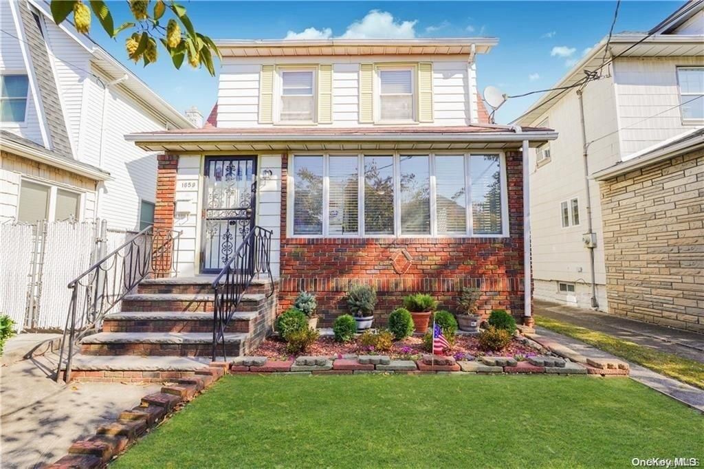 1659 Madison Place, Brooklyn, NY 11229 Main Photo