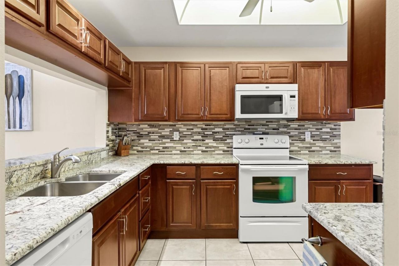 8750 Olde Hickory Avenue, Unit 9209, Sarasota, FL 34238 Photo