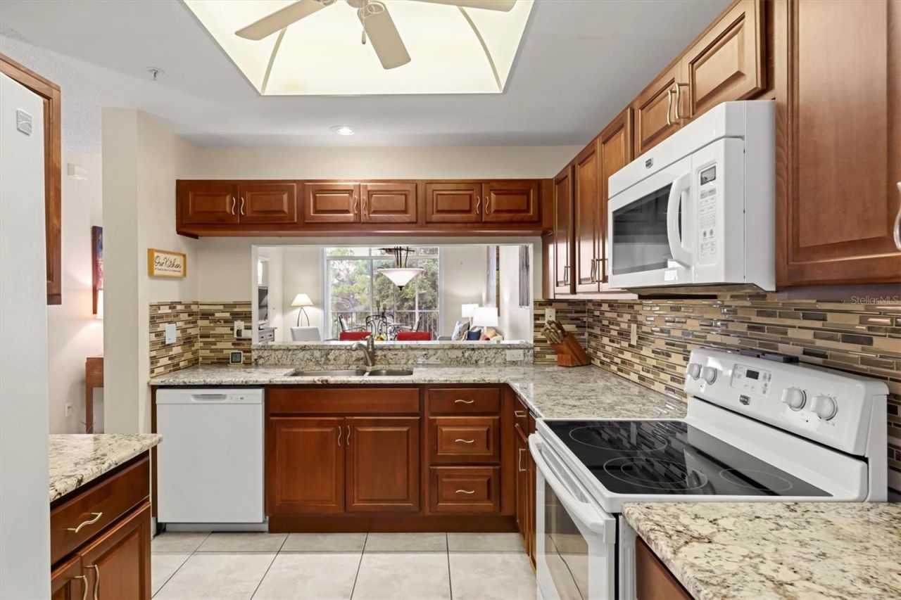 8750 Olde Hickory Avenue, Unit 9209, Sarasota, FL 34238 Photo