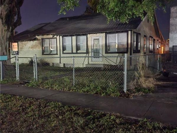 341 E EL PASO AVE, CLEWISTON, FL 33440