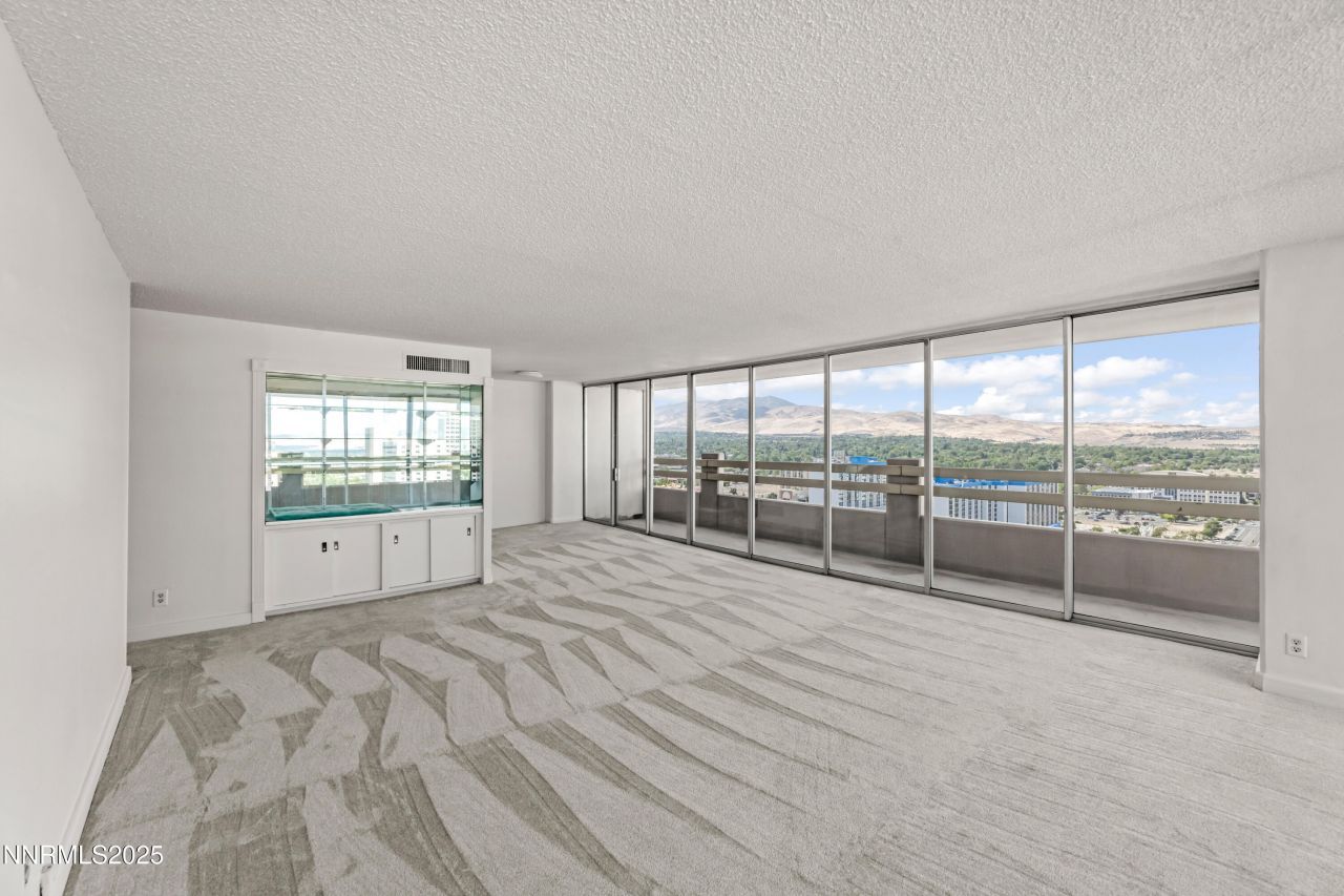 100 N Arlington Avenue, Unit 21K, Reno, NV 89501 Photo