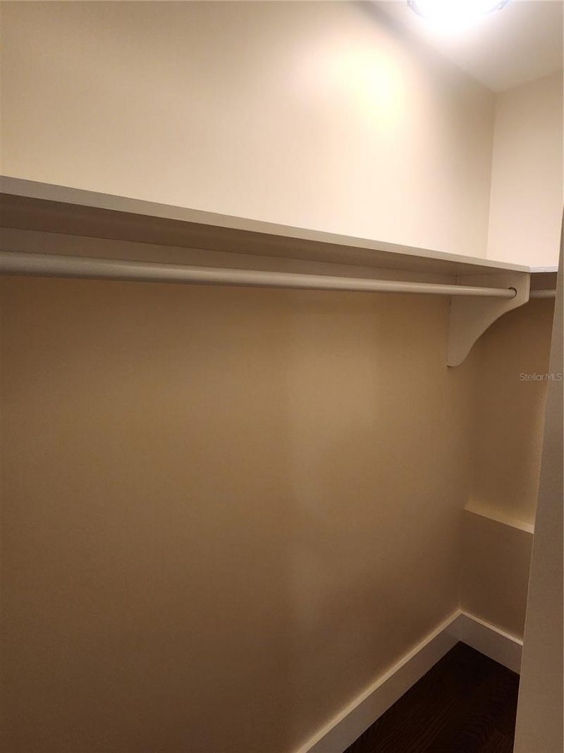 565 Golden Gate Point, Unit 1, Sarasota, FL 34236 Photo