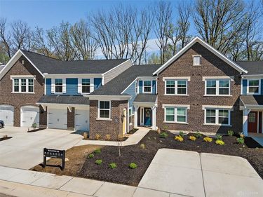 4214 N Golden Clove Bend, Unit 56-102, Sugarcreek Township, OH 45459
