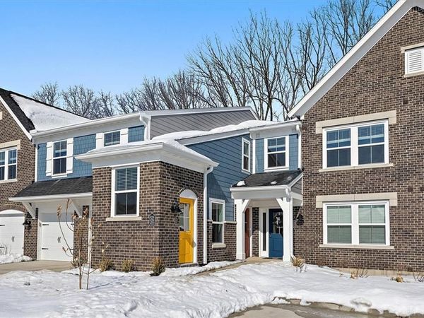 4214 N Golden Clove Bend, Unit 56-102, Sugarcreek Township, OH 45459