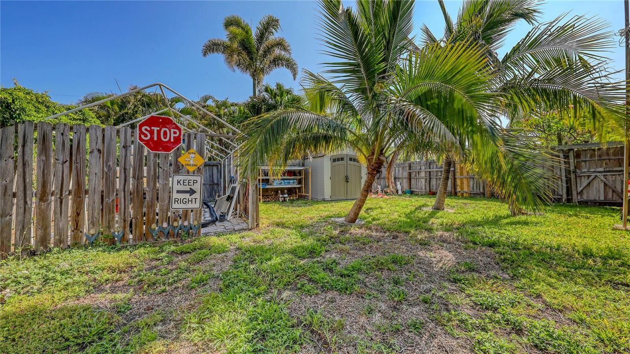 5302 Las Rosas, Sarasota, FL 34242 Photo