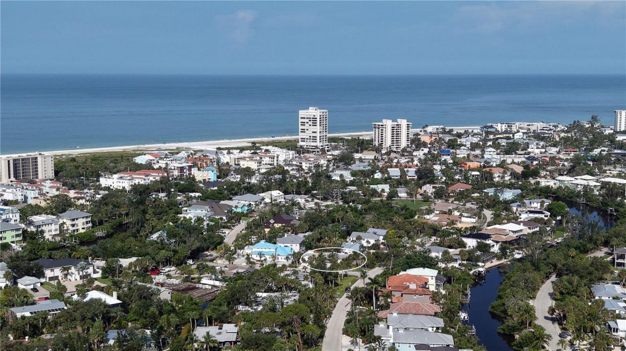 5302 Las Rosas, Sarasota, FL 34242 Photo