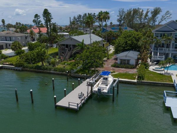 8405 BAYSHORE DRIVE, TREASURE ISLAND, FL 33706