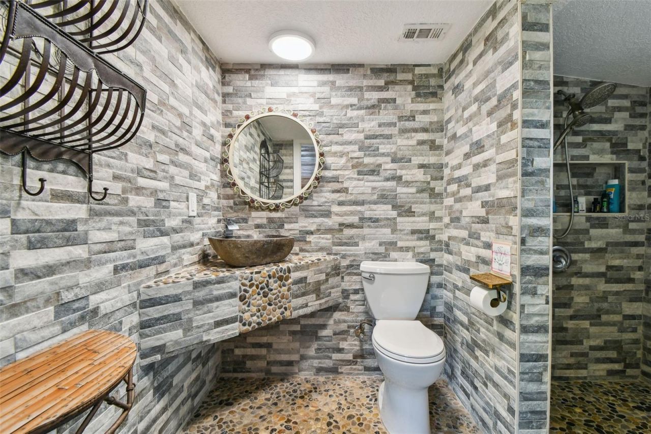 5909 Mohr Road, Tampa, FL 33615 Photo