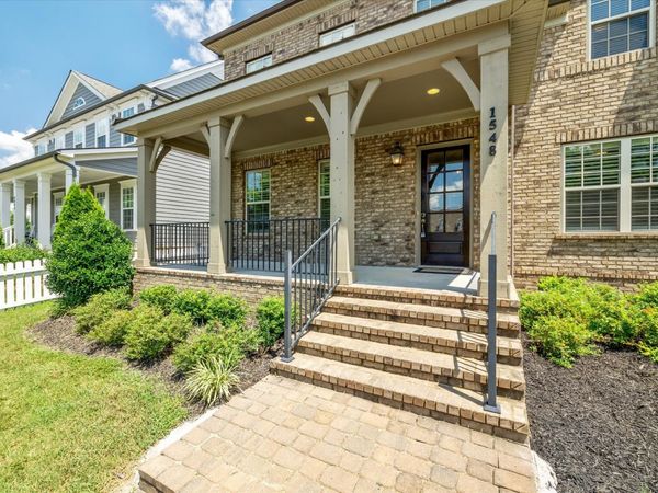 1548 Drakes Creek Rd, Hendersonville, TN 37075