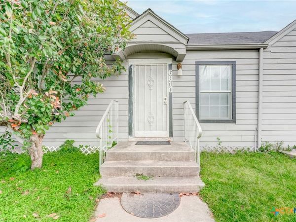 6810 Eastwood St , Houston, TX 77021