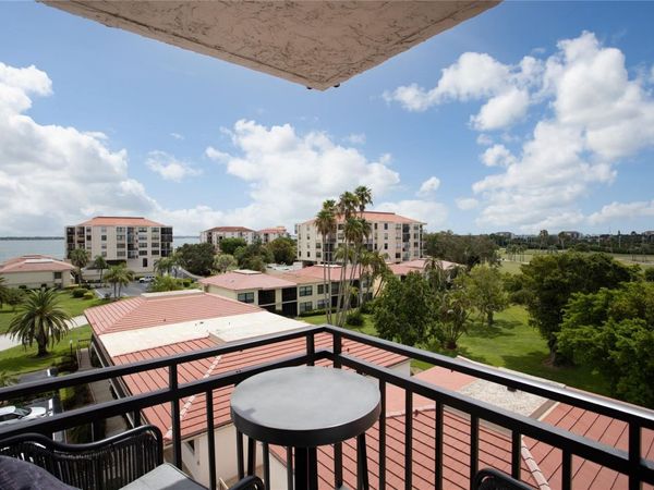 6210 SUN BOULEVARD, Unit 506, ST PETERSBURG, FL 33715