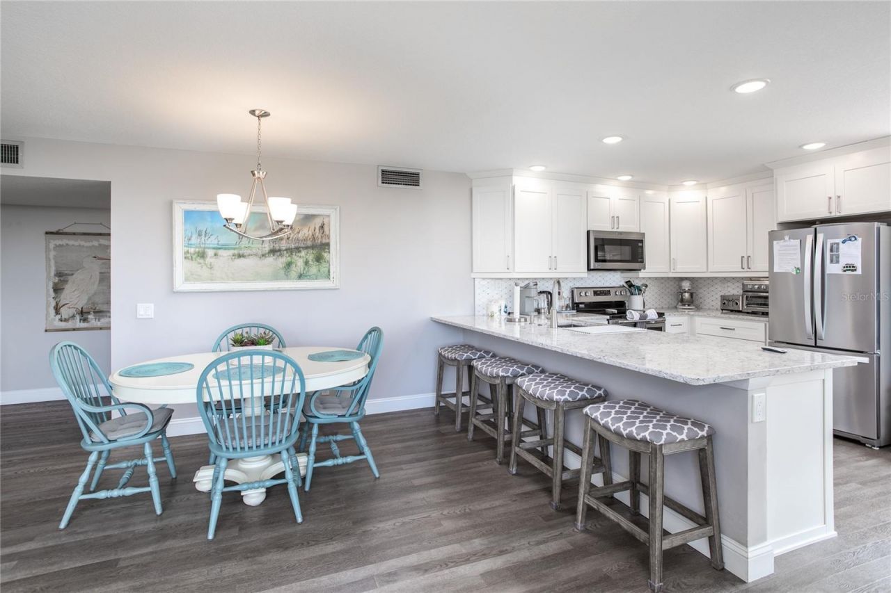 6210 Sun Boulevard, Unit 506, Saint Petersburg, FL 33715 Photo