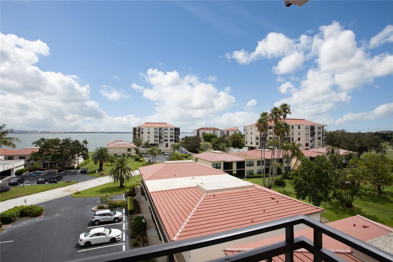 6210 Sun Boulevard, Unit 506, Saint Petersburg, FL 33715 Photo