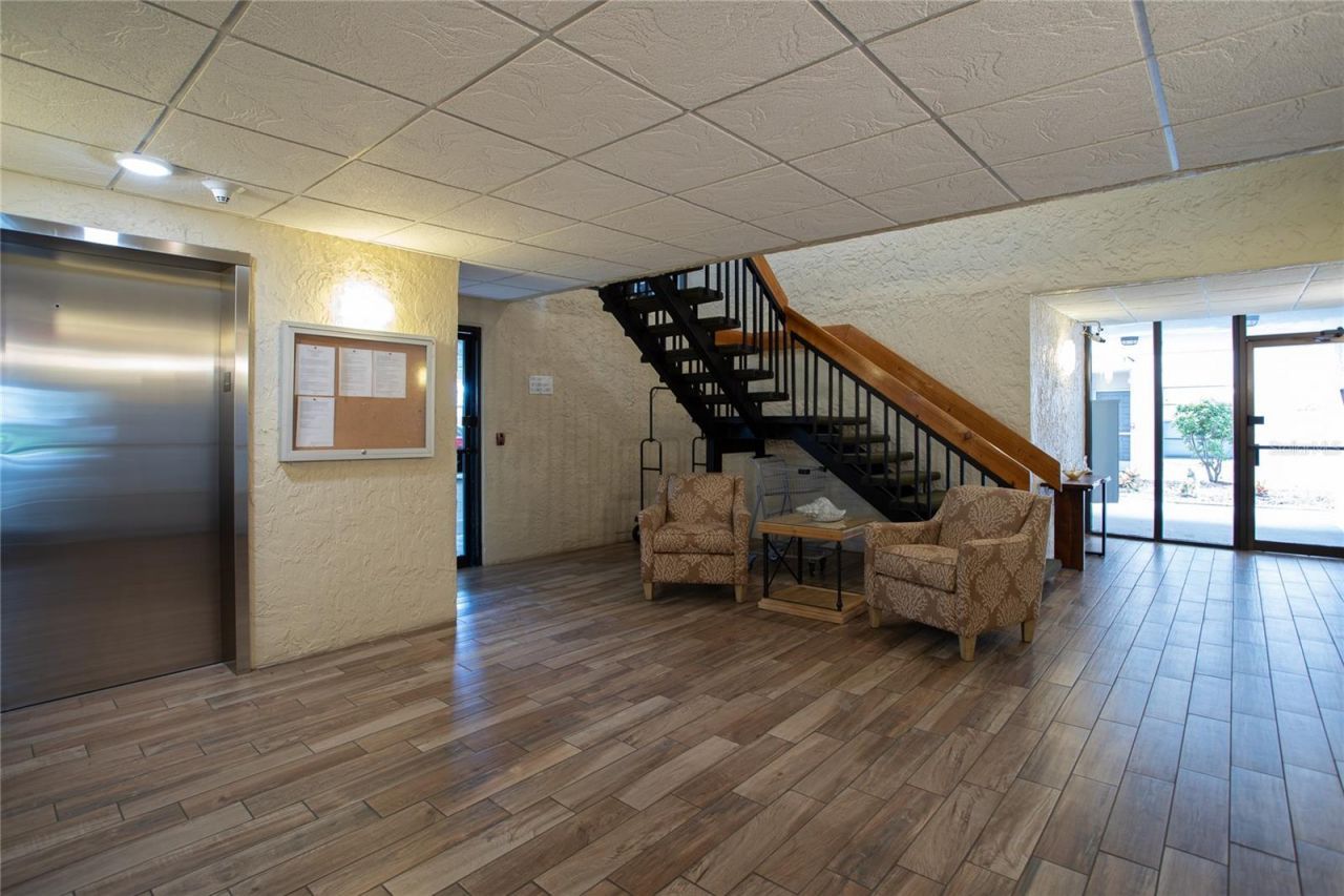 6210 Sun Boulevard, Unit 506, Saint Petersburg, FL 33715 Photo