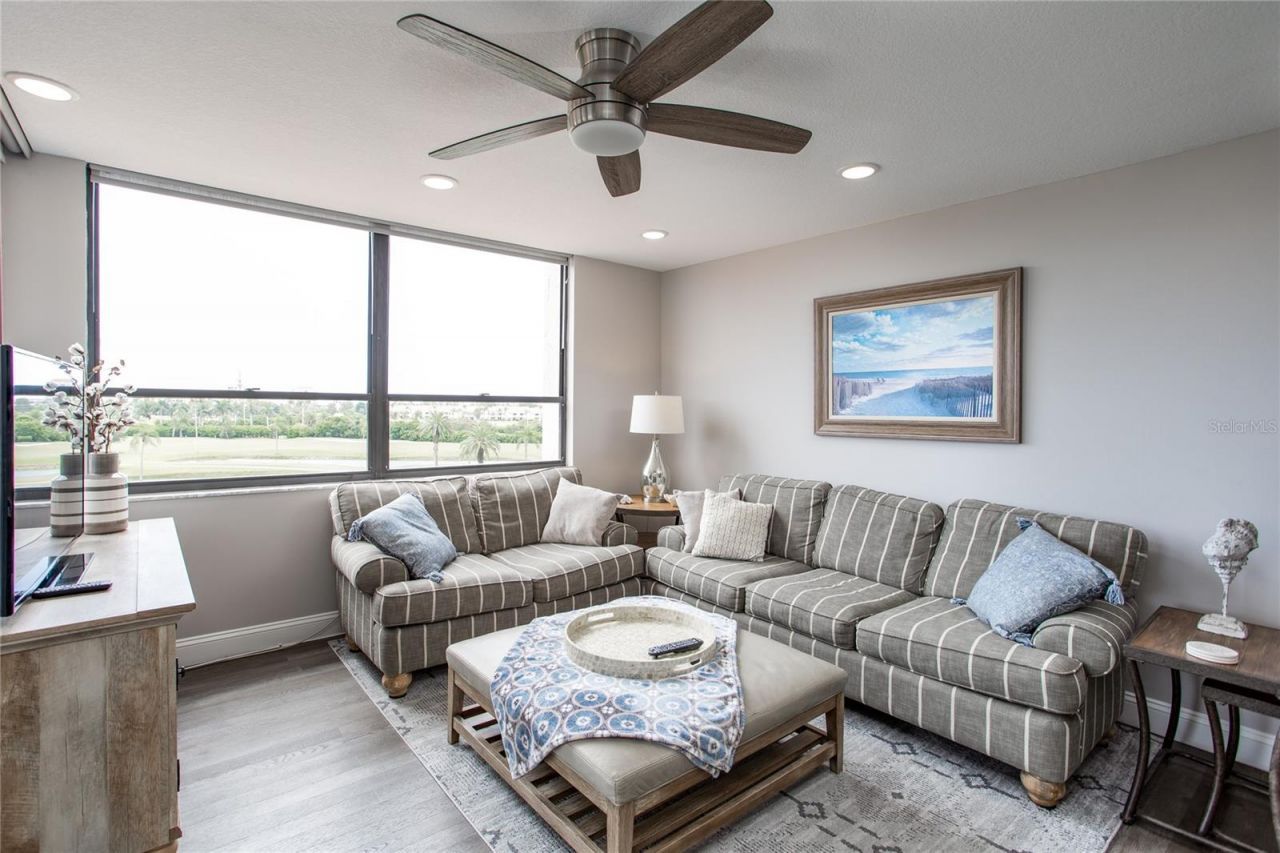 6210 Sun Boulevard, Unit 506, Saint Petersburg, FL 33715 Photo