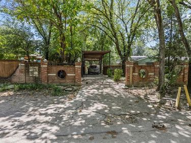 1152 Elva Warren Street, Fort Worth, TX 76115