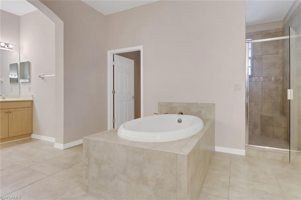 21547 Baccarat Ln, Unit 204, Estero, FL 33928 Photo