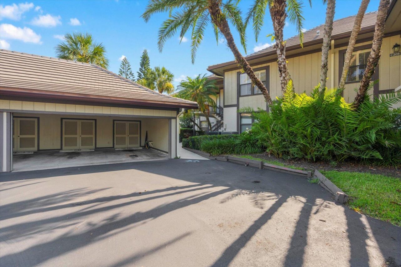 13244 Polo Club Road, Unit C207, Wellington, FL 33414 Photo