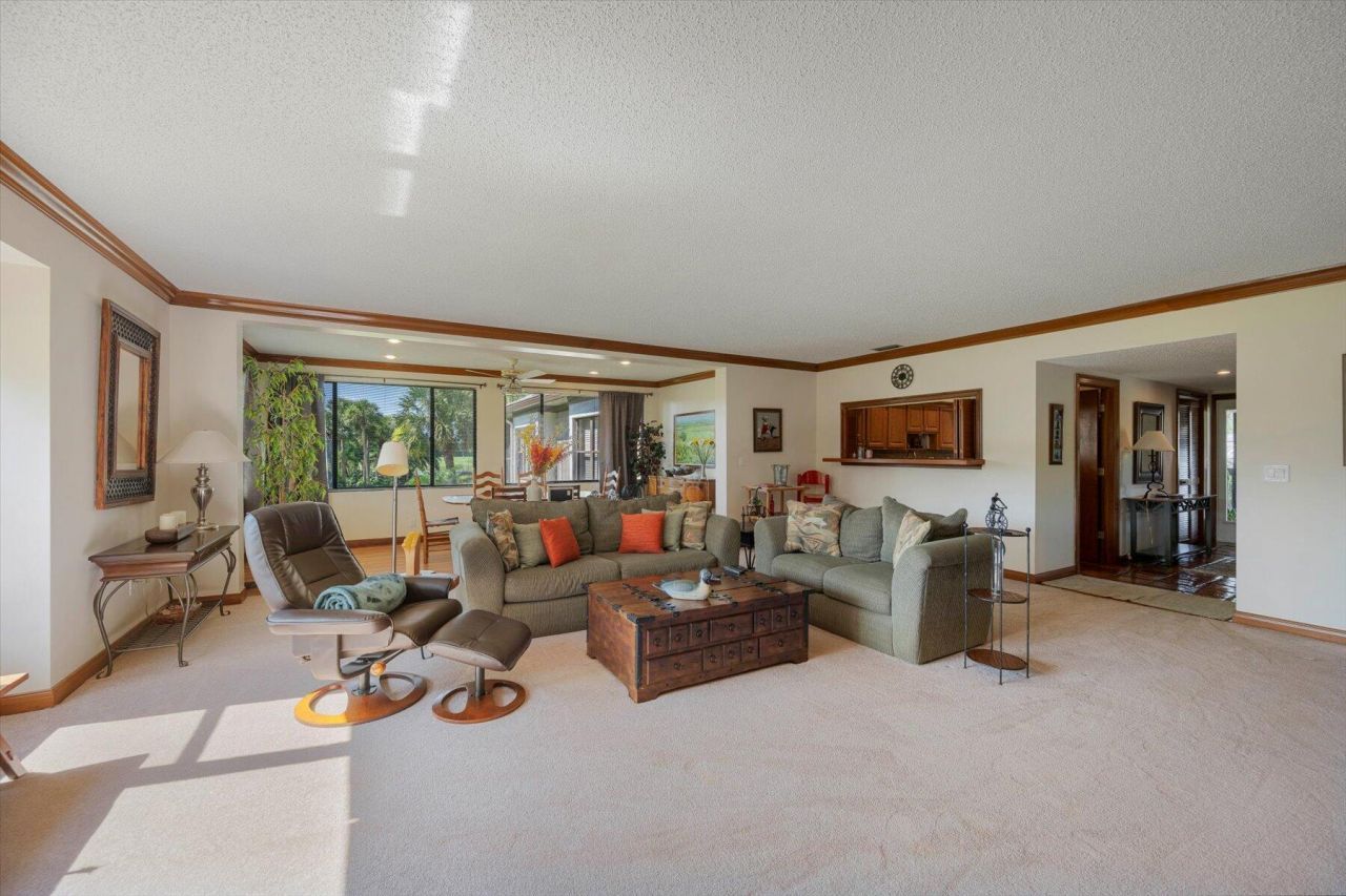 13244 Polo Club Road, Unit C207, Wellington, FL 33414 Photo