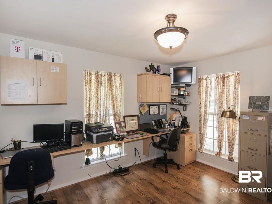 Property Image 32