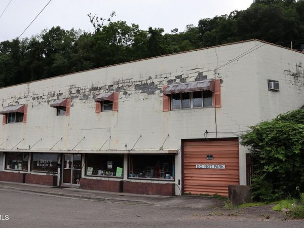 106 Kentucky Avenue, Unit A, Appalachia, VA 24216