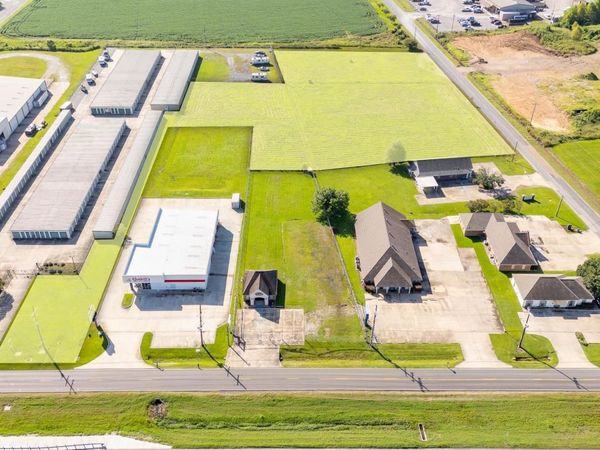 3459 S Hwy 1, Port Allen, LA 70767