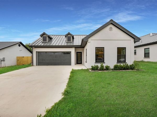 407 N Dallas Street, Rice, TX 75155