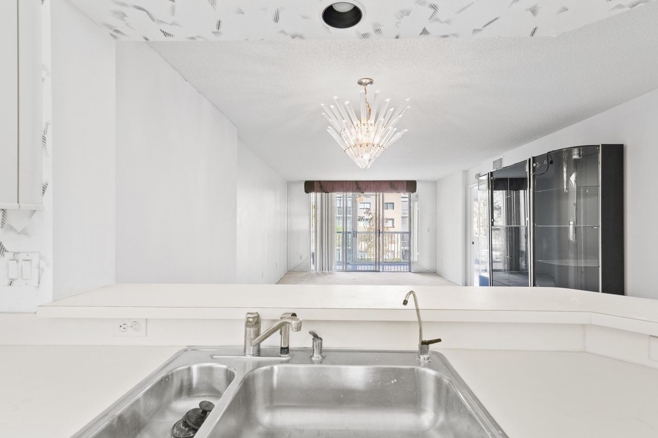 7450 Trent Drive, Unit 302, Tamarac, FL 33321 Photo